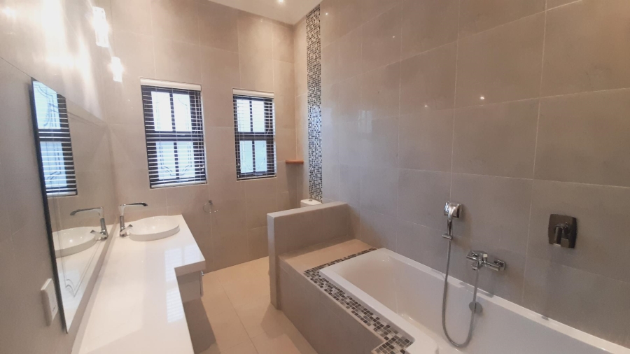 4 Bedroom Property for Sale in Estate D Afrique North West